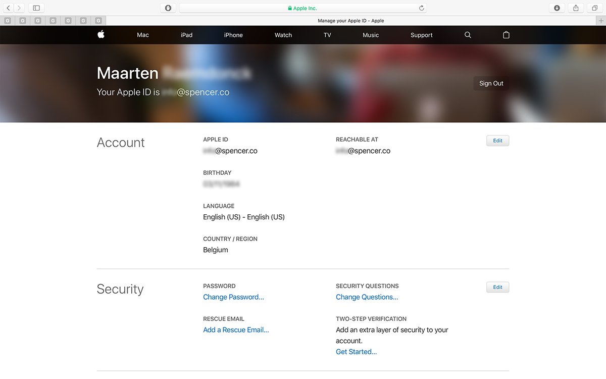 Apple id store page